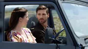 Задник к фильму "За любовь и мед" #487295