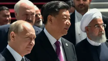 Задник к фильму "Russie, Chine, Iran : La revanche des empires" #477518