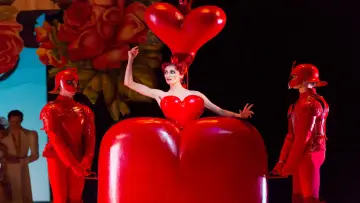 Задник к фильму "ROH Live 2024/25: Alice im Wunderland" #490948