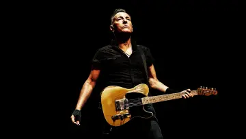 Задник к фильму "Road Diary: Bruce Springsteen and The E Street Band" #738010