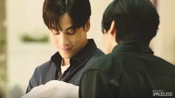 Задник к фильму "ไม่ต้องมีที่ที่ให้ฉันอยู่ แต่ขอแค่มีฉันอยู่ก็พอ" #1121422