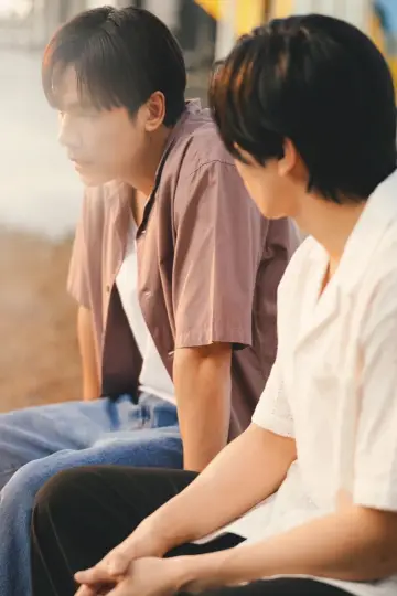 Постер к фильму "ไม่ต้องมีที่ที่ให้ฉันอยู่ แต่ขอแค่มีฉันอยู่ก็พอ" #503943