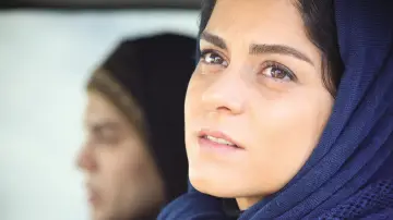 Задник к фильму "آینه‌های روبرو" #1162630