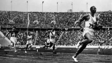 Задник к фильму "Triumph: Jesse Owens and the Berlin Olympics" #1121219