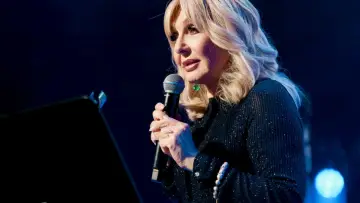 Задник к фильму "Googoosh: Made of Fire" #1122739