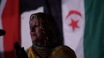 Задник к фильму "HAIYU: Rebel Singer Mariem Hassan and the Struggle for a Free Western Sahara" #491189