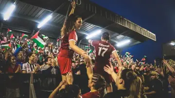 Задник к фильму "Let It Bring Hope: Bohemians v Palestine" #493370