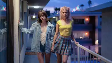 Задник к фильму "Love Kills" #1772061