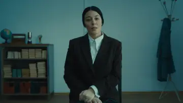 Задник к фильму "Between Borders" #982431