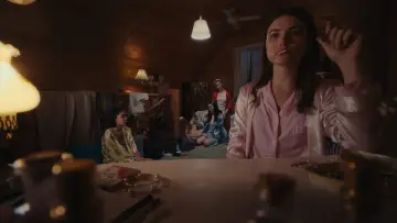 Задник к фильму "Blood Sisters" #922401
