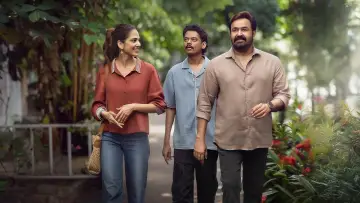 Задник к фильму "ഹൃദയപൂര്‍വ്വം" #784271