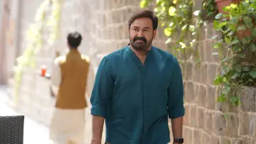 Задник к фильму "ഹൃദയപൂര്‍വ്വം" #784286