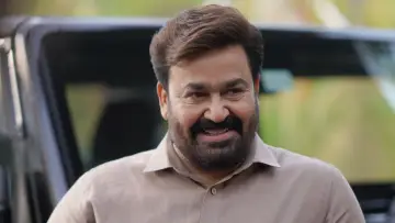 Задник к фильму "ഹൃദയപൂര്‍വ്വം" #784293