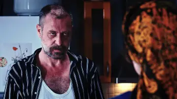 Задник к фильму "Домашний очаг" #922183