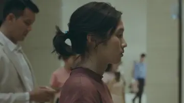Задник к фильму "พนักงานใหม่ (โปรดรับไว้พิจารณา)" #966424