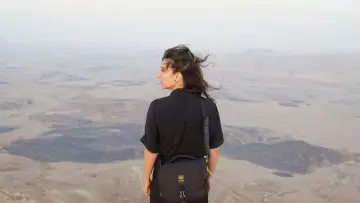 Задник к фильму "ציפורים משונות" #976312