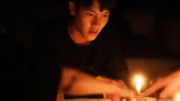 Задник к фильму "มึงนอน มึงตาย" #682295