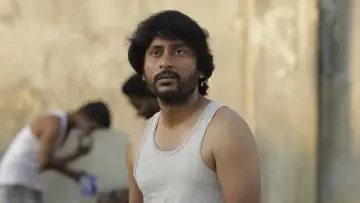 Задник к фильму "சொர்க்கவாசல்" #1153185