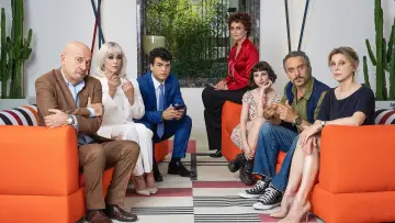 Задник к фильму "Una terapia di gruppo" #1151520