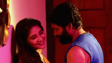 Задник к фильму "அதர்ம கதைகள்" #922818