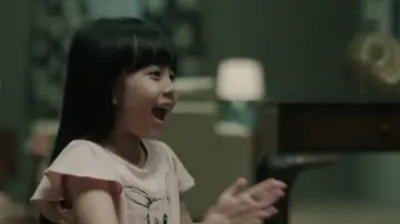 Задник к фильму "Sayap Sayap Patah 2: Olivia" #1153119