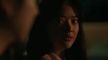 Задник к фильму "Sayap Sayap Patah 2: Olivia" #1153131