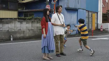 Задник к фильму "若き見知らぬ者たち" #1527267