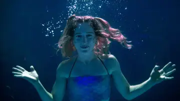 Задник к фильму "Miss Mermaid" #911331