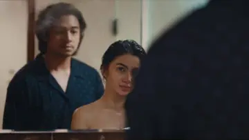 Задник к фильму "La Tahzan: Cinta, Dosa, Luka..." #672834