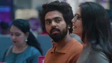 Задник к фильму "மென்டல் மனதில்" #1139257
