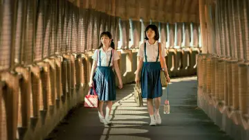 Задник к фильму "女孩" #1638872