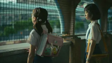 Задник к фильму "女孩" #663229