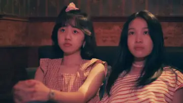 Задник к фильму "女孩" #774924