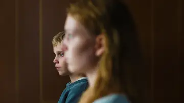 Задник к фильму "A Family" #770930