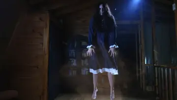Задник к фильму "Fear Cabin: The Last Weekend of Summer" #942269