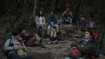 Задник к фильму "Petaka Gunung Gede" #736039