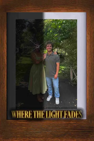 Постер к фильму "Where the Light Fades" #1293310