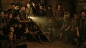Задник к фильму "Địa đạo: Mặt trời trong bóng tối" #542325