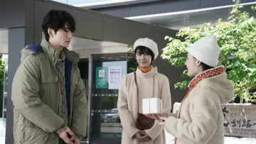 Задник к фильму "アフター・ザ・クエイク" #648250