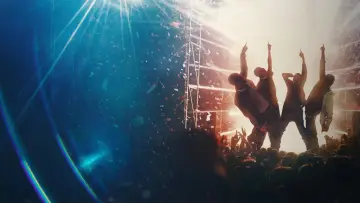 Задник к фильму "Larger than Life: Reign of the Boybands" #1299169