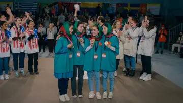 Задник к фильму "Нарушители правил" #537832