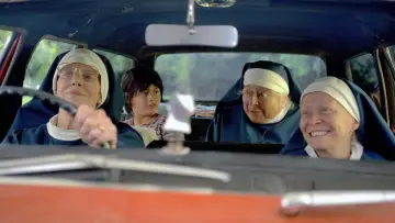 Задник к фильму "Holy Days" #534153