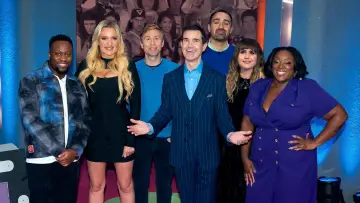 Задник к фильму "The Big Fat Quiz of Telly" #735576