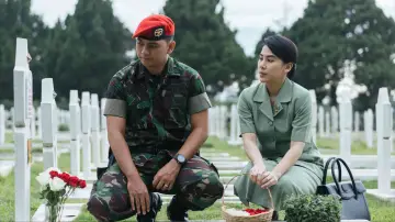 Задник к фильму "Believe: Takdir, Mimpi, Keberanian" #674901