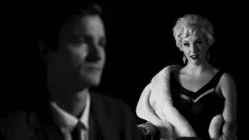 Задник к фильму "Stella Stevens: The Last Starlet" #1151149
