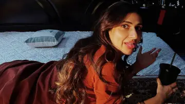 Задник к фильму "Aap Jaisa Koi" #672298