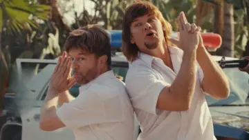 Задник к фильму "Busboys" #775293