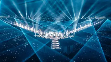 Задник к фильму "MISAMO JAPAN DOME TOUR 2024 “HAUTE COUTURE”" #735296