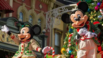 Задник к фильму "Disney Parks Magical Christmas Day Parade" #735242