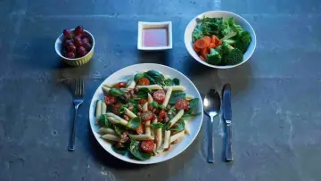 Задник к фильму "Irresistible: Why We Can